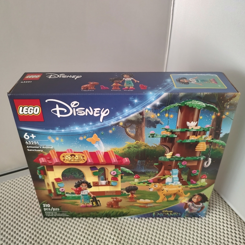 Lego 43251 Antonio's Animal Sanctuary Disney Encanto Building Toy Set NWT - Picture 2 of 3